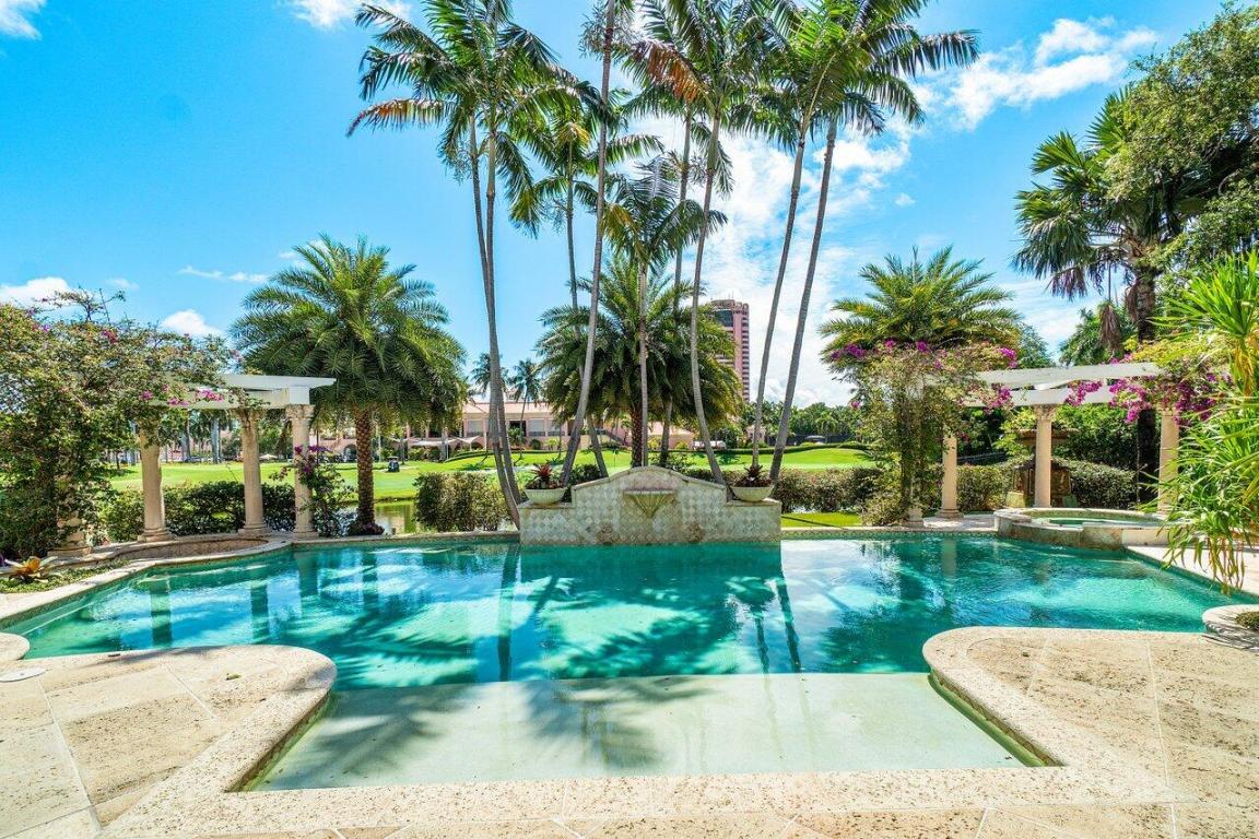 MIZNER LAKE ESTATES - Residential