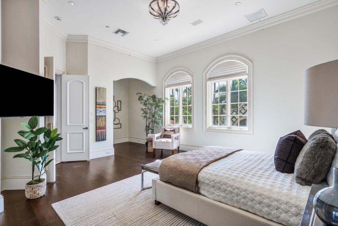 MIZNER LAKE ESTATES - Residential