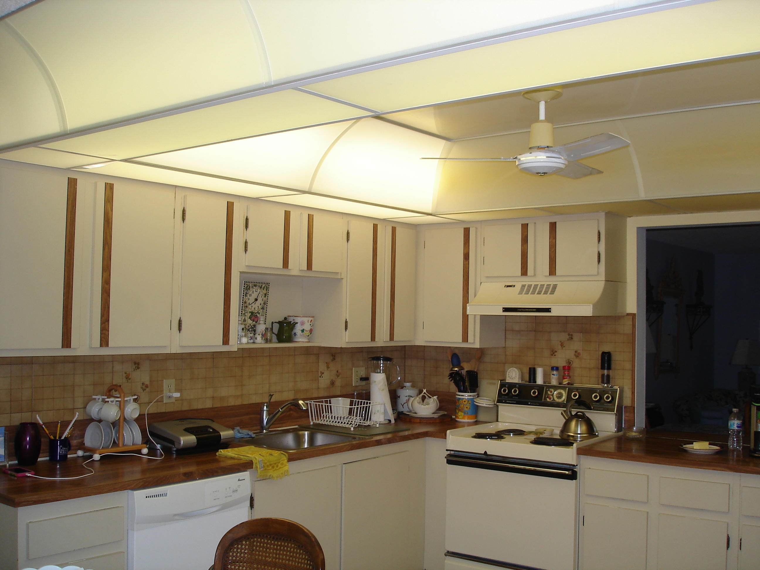 BRIDGEVIEW COND DECL - Residential