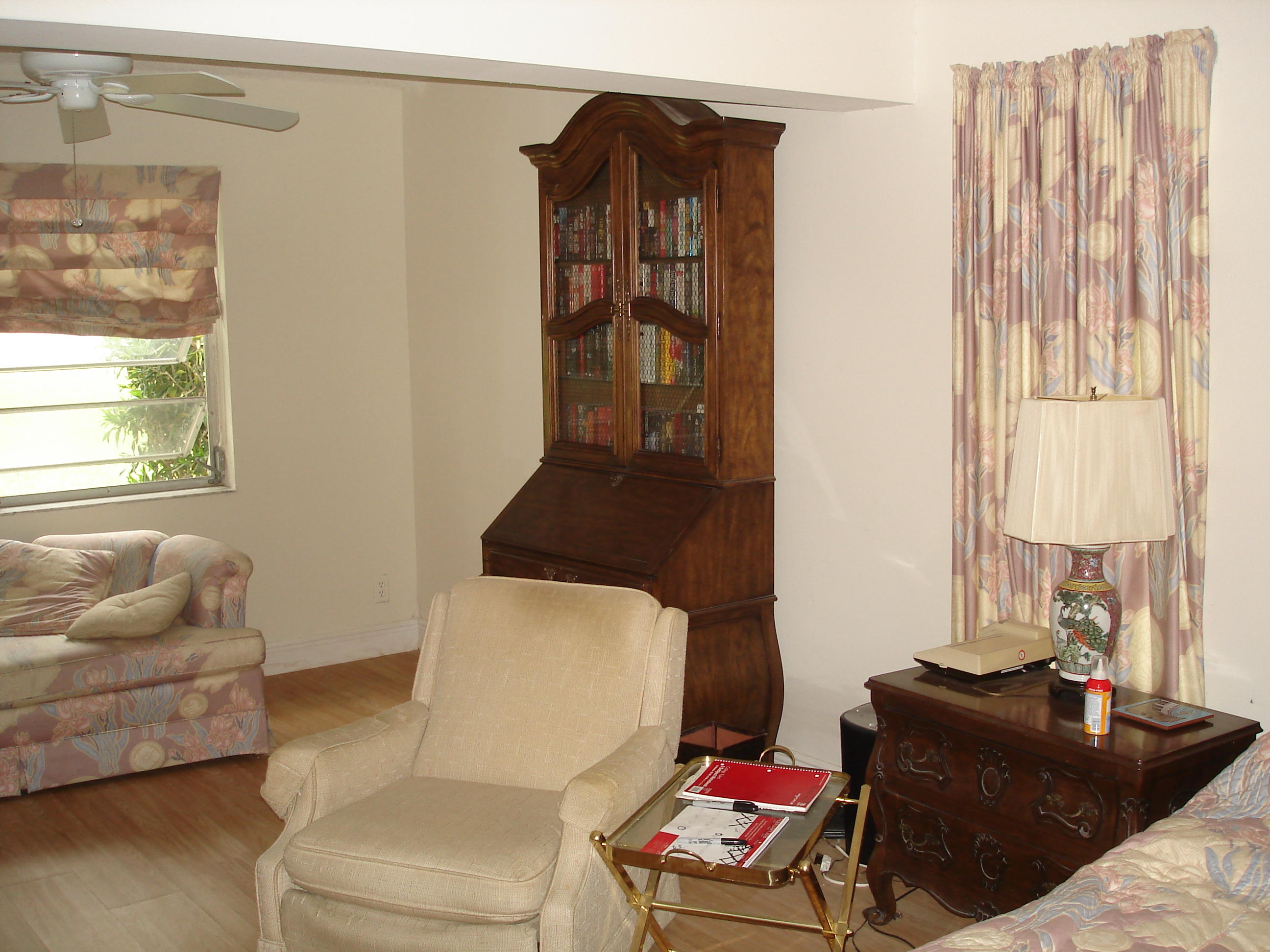 BRIDGEVIEW COND DECL - Residential