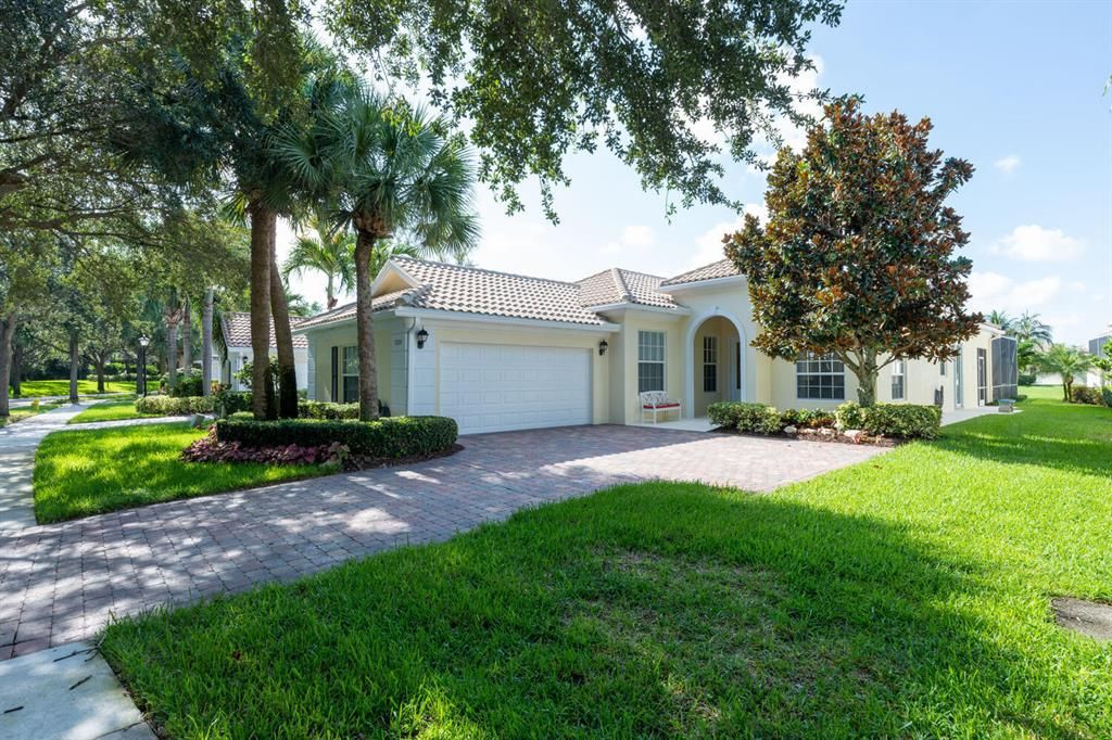 Photo of 1329 Saint Lawrence Drive, Palm Beach Gardens, FL 33410 (MLS # R10734742)
