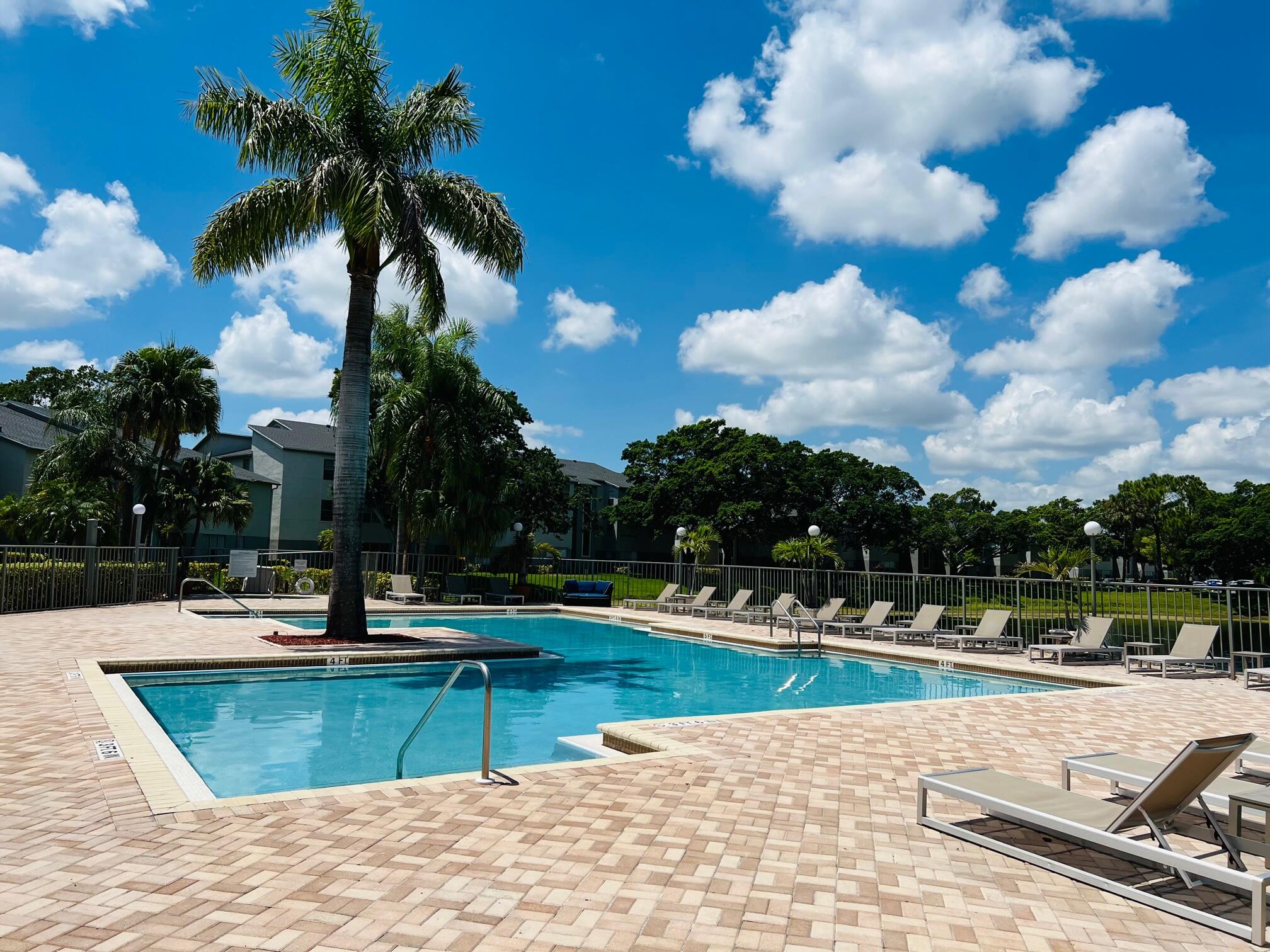 PONTE VERDE AT PALM BEACH LAKES CONDO - Residential Lease