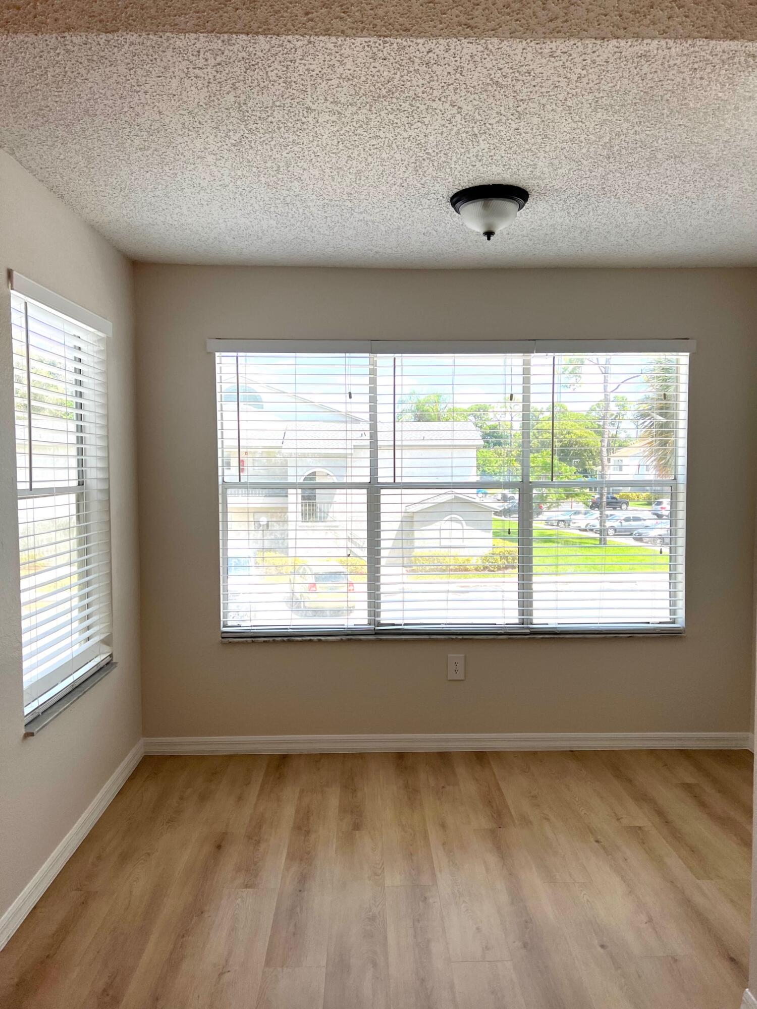 PONTE VERDE AT PALM BEACH LAKES CONDO - Residential Lease
