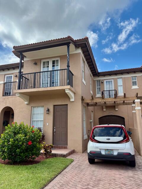 HILLSBORO ASSOCIATES PLAT - Residential