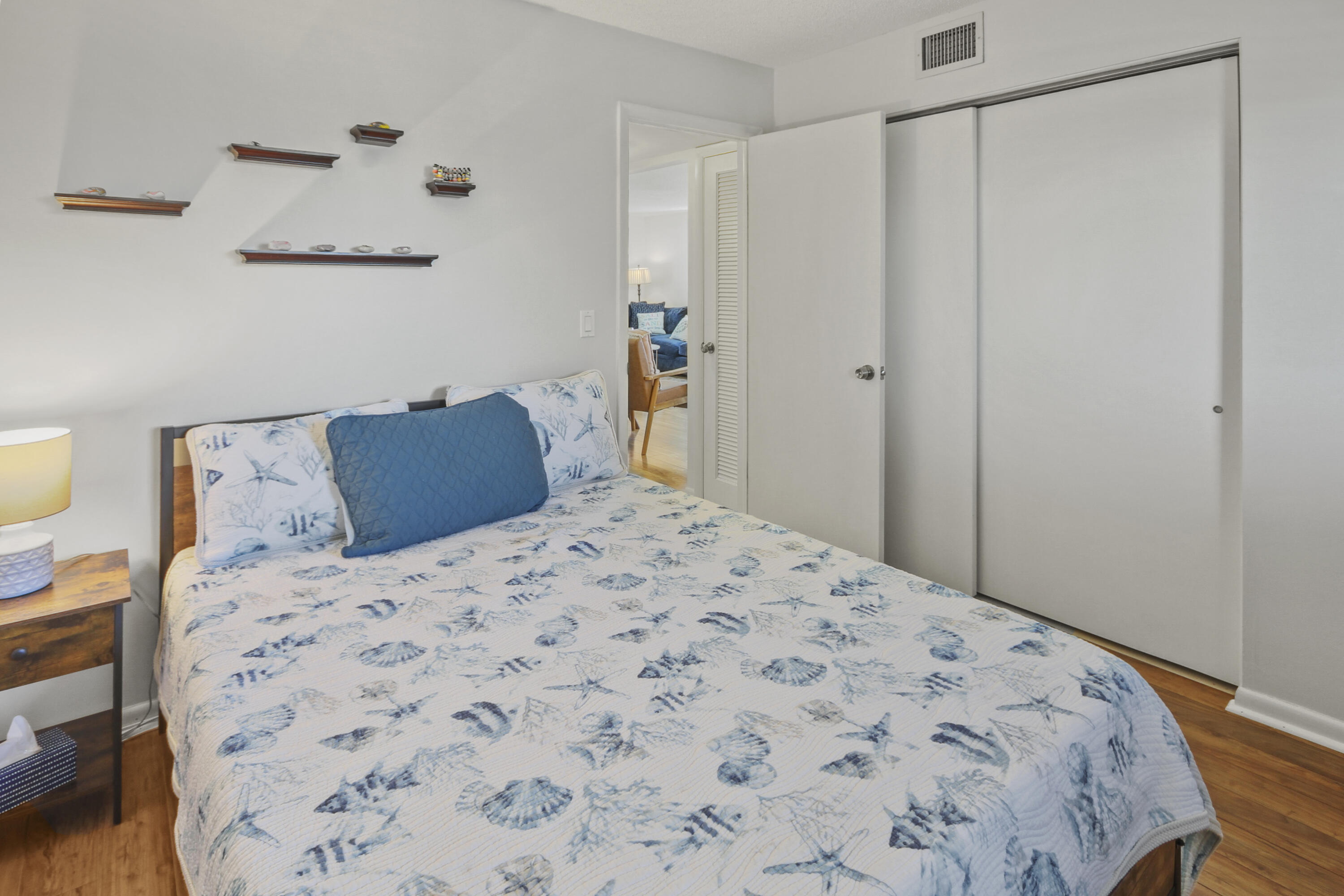 WILSHIRE NORTH CONDOS - Residential Lease