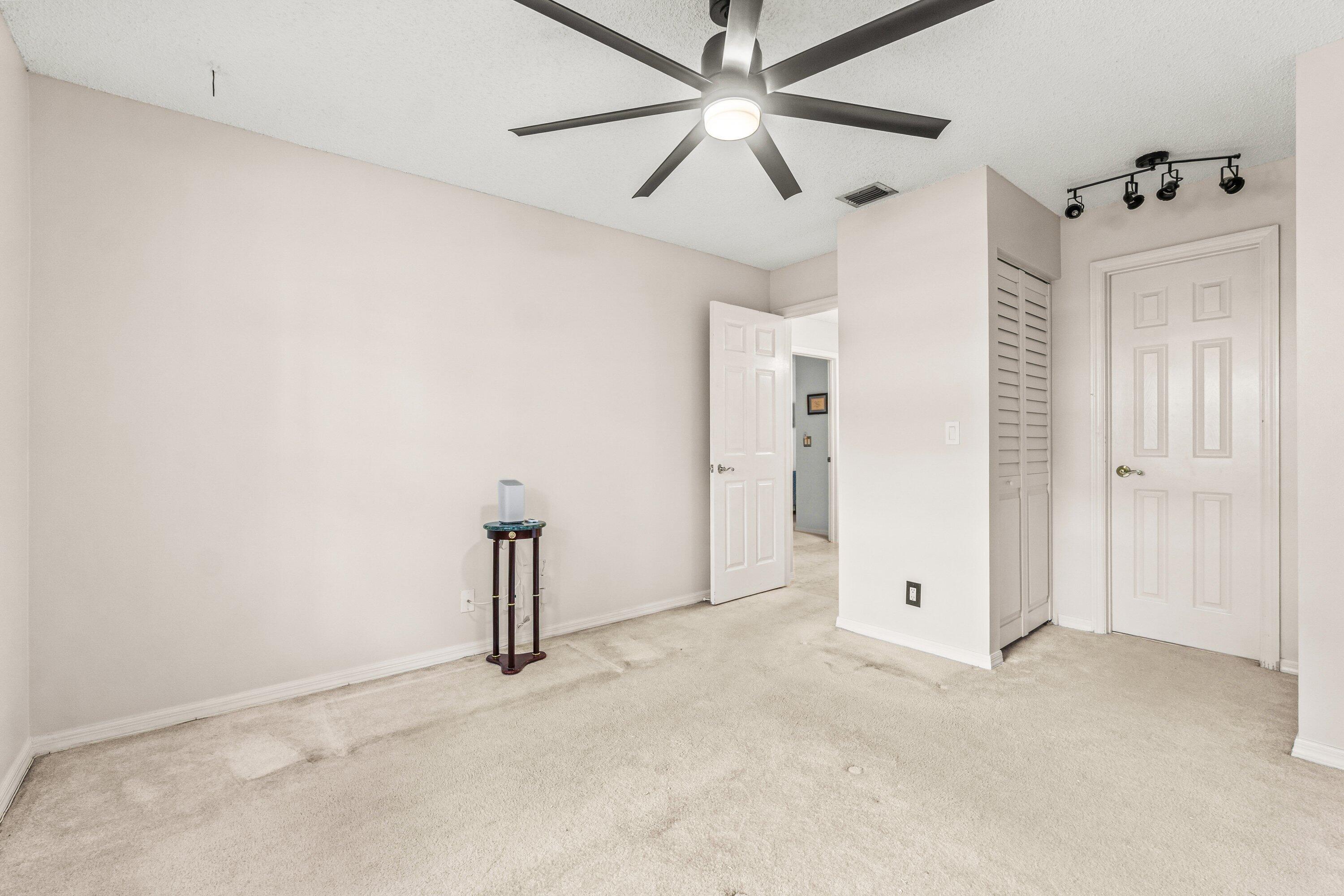 BARCLAY CLUB AT PGA NATL - Residential