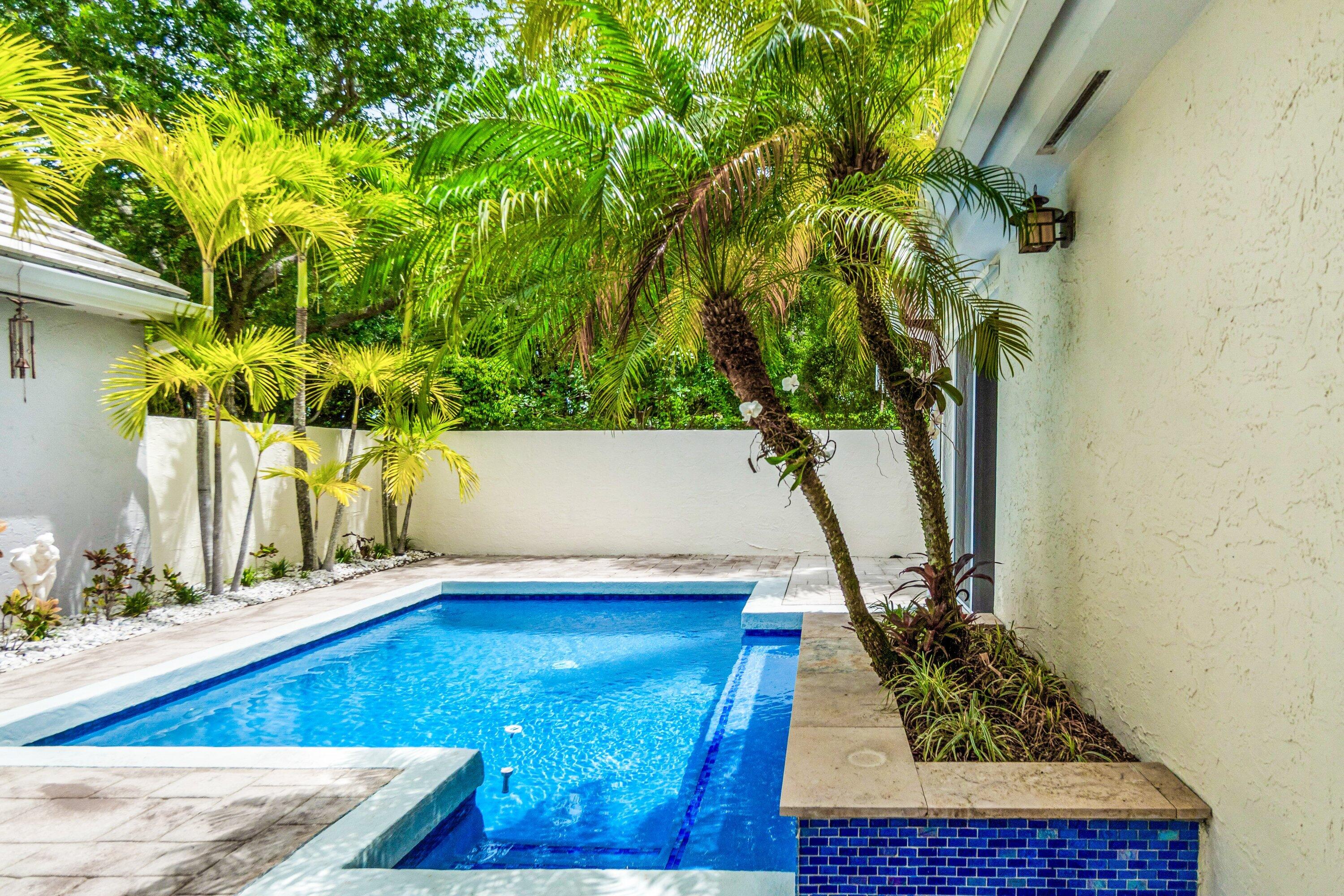 BARCLAY CLUB AT PGA NATL - Residential