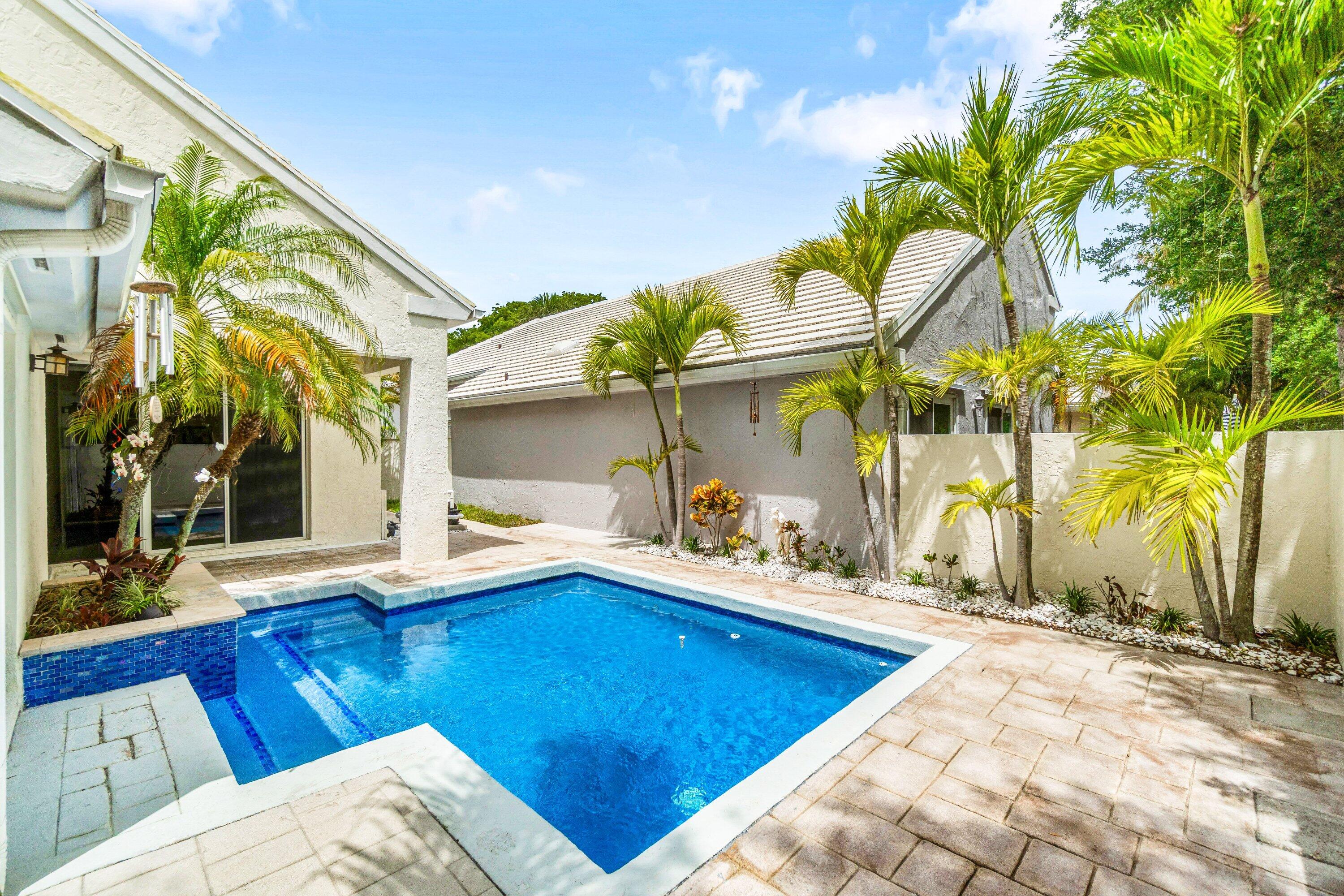 BARCLAY CLUB AT PGA NATL - Residential