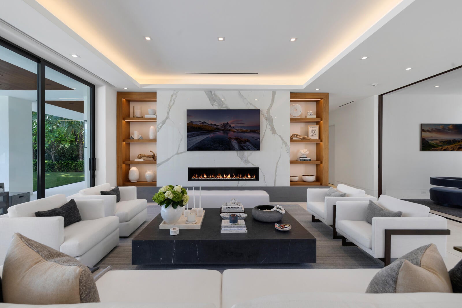 2423 Castilla Isle