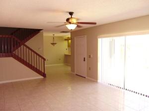 SANDALWOOD LAKES SOUTH - Residential Lease