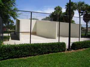 SANDALWOOD LAKES SOUTH - Residential Lease