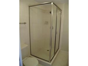 SANDALWOOD LAKES SOUTH - Residential Lease