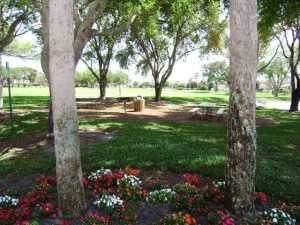 SANDALWOOD LAKES SOUTH - Residential Lease