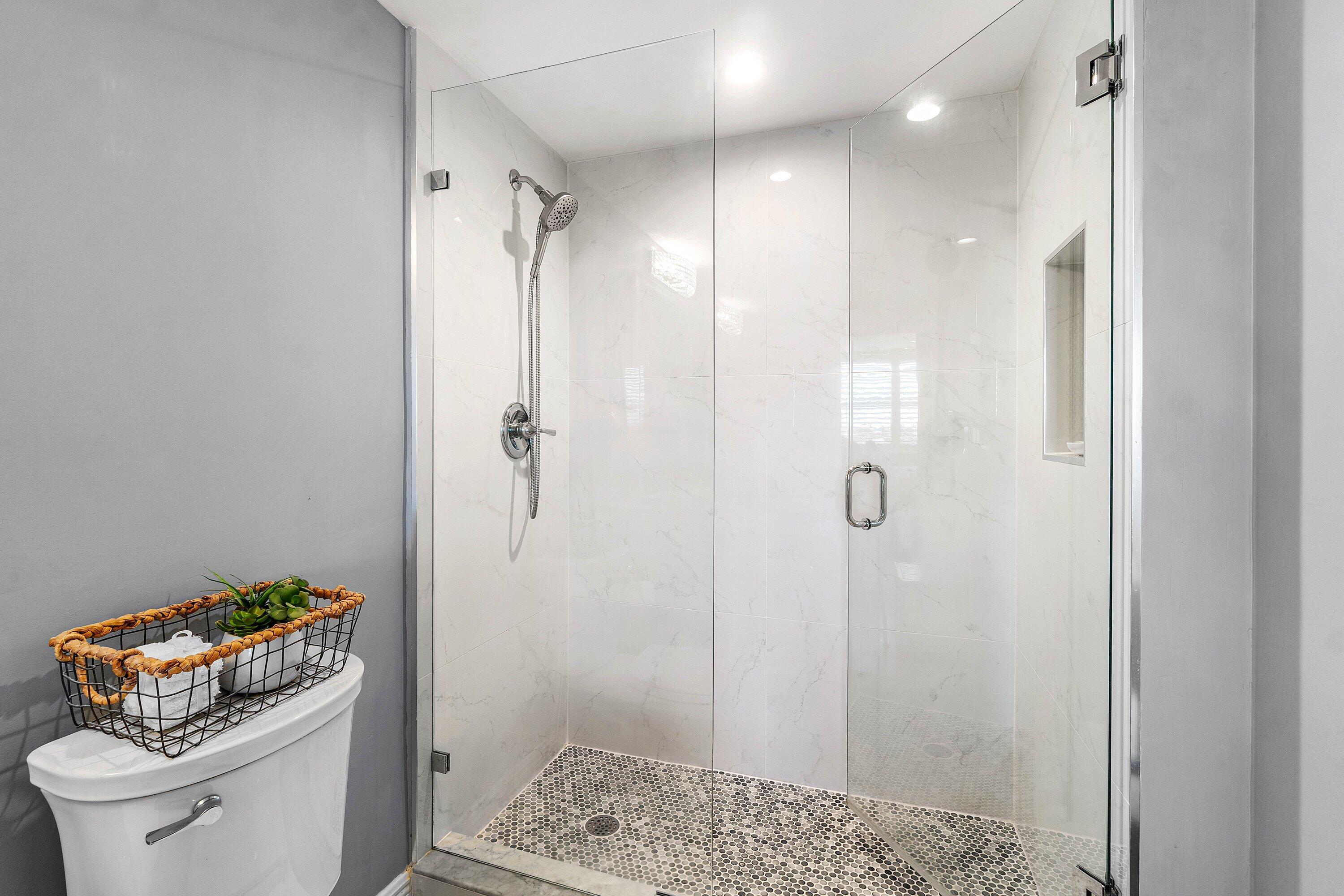 TROPIC BAY CONDO - Residential