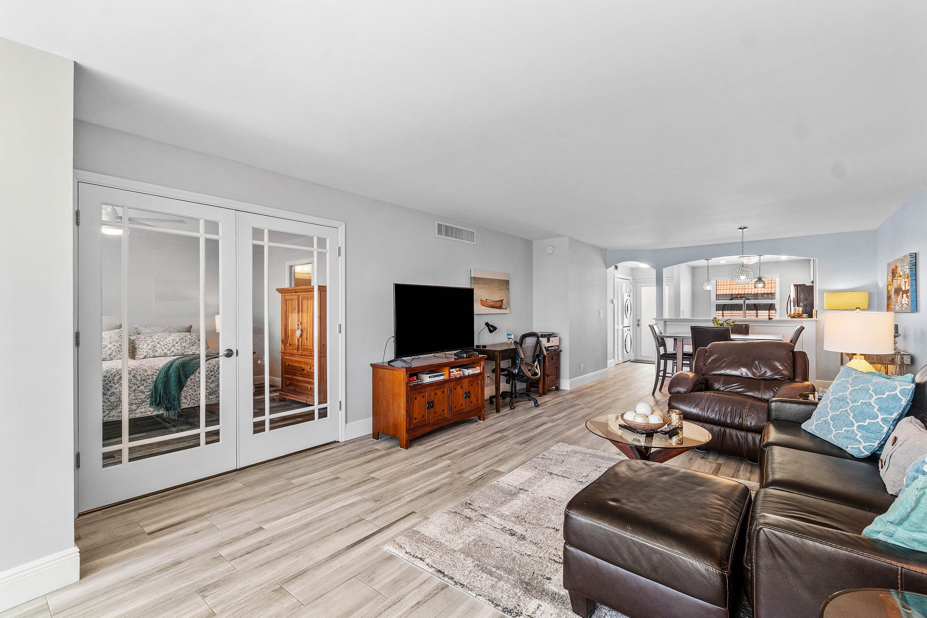 TROPIC BAY CONDO - Residential