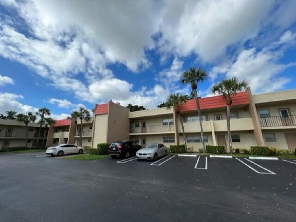 Photo of 2800 Fiore Way #211, Delray Beach, FL 33445 (MLS # R11150961)