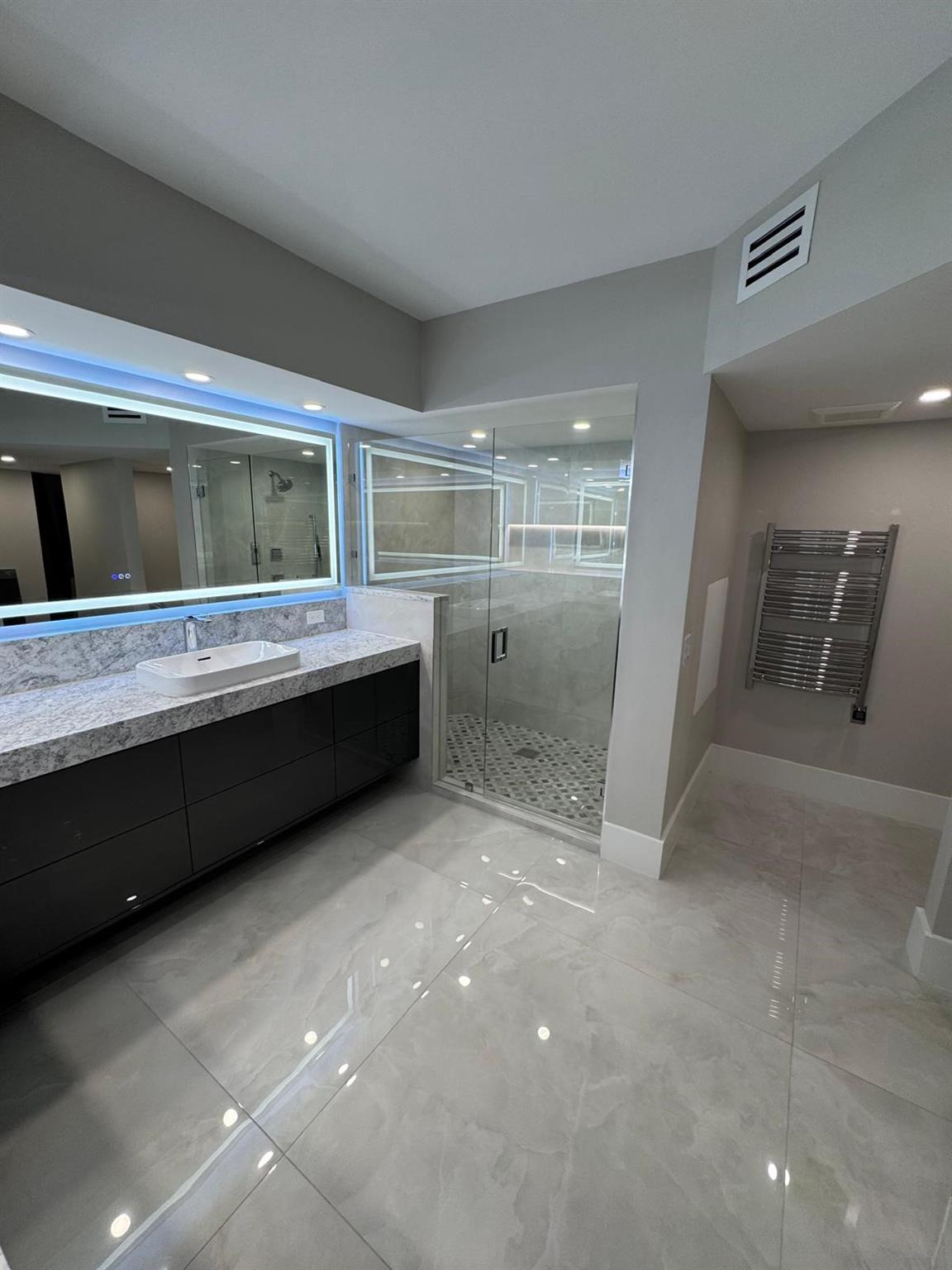 OCEAN PLAZA - Residential