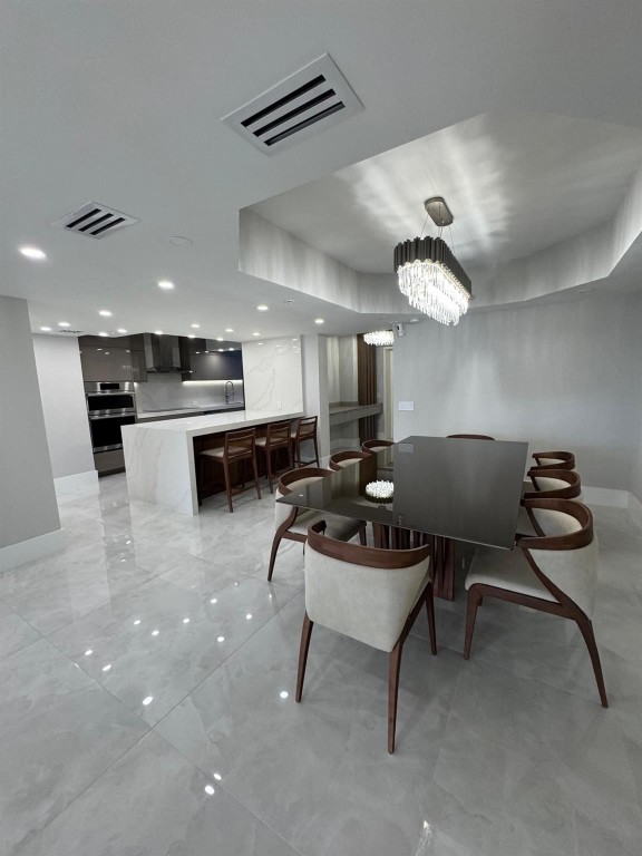 OCEAN PLAZA - Residential