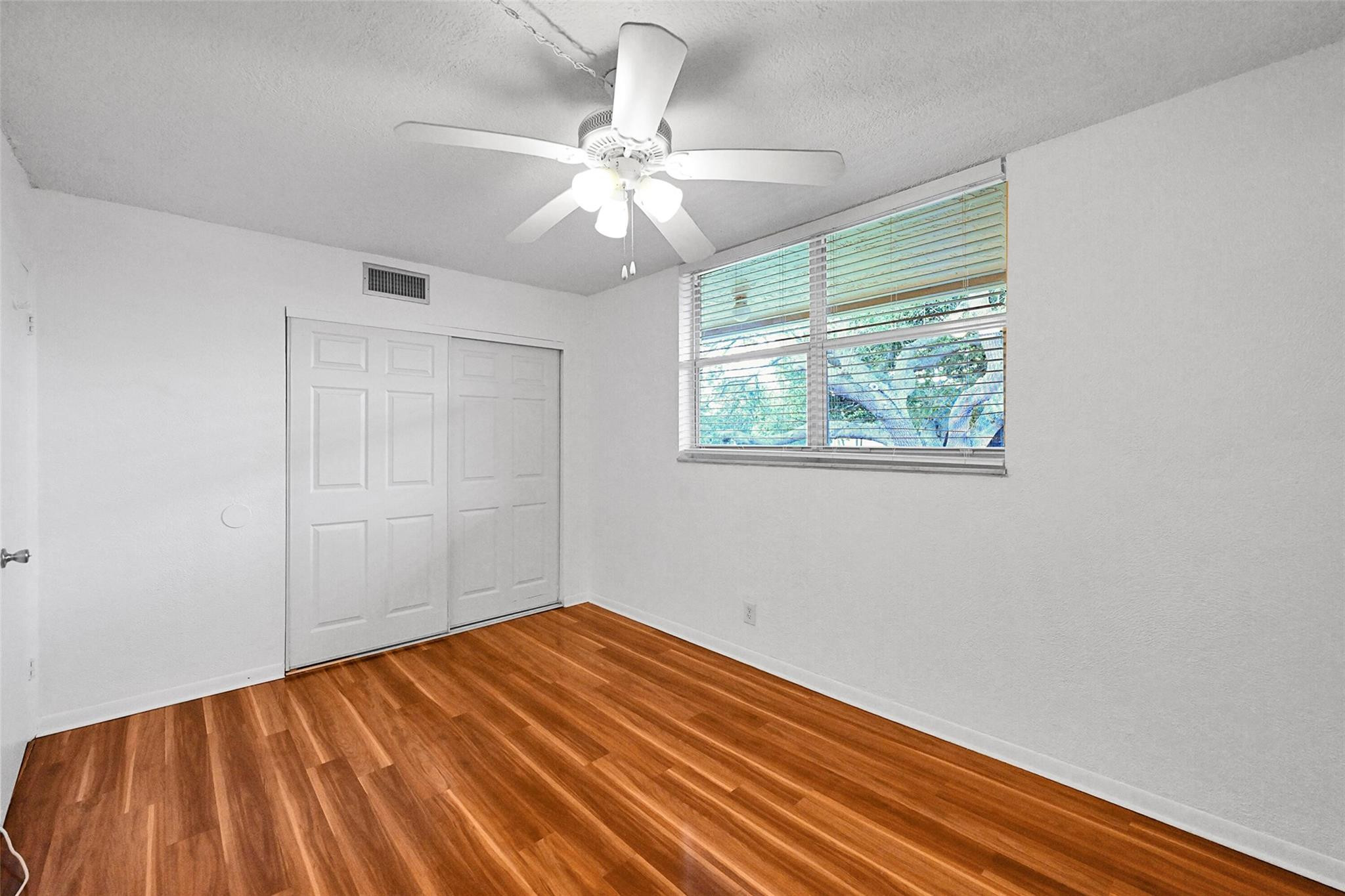 COUNTRY PINES CONDO - Residential