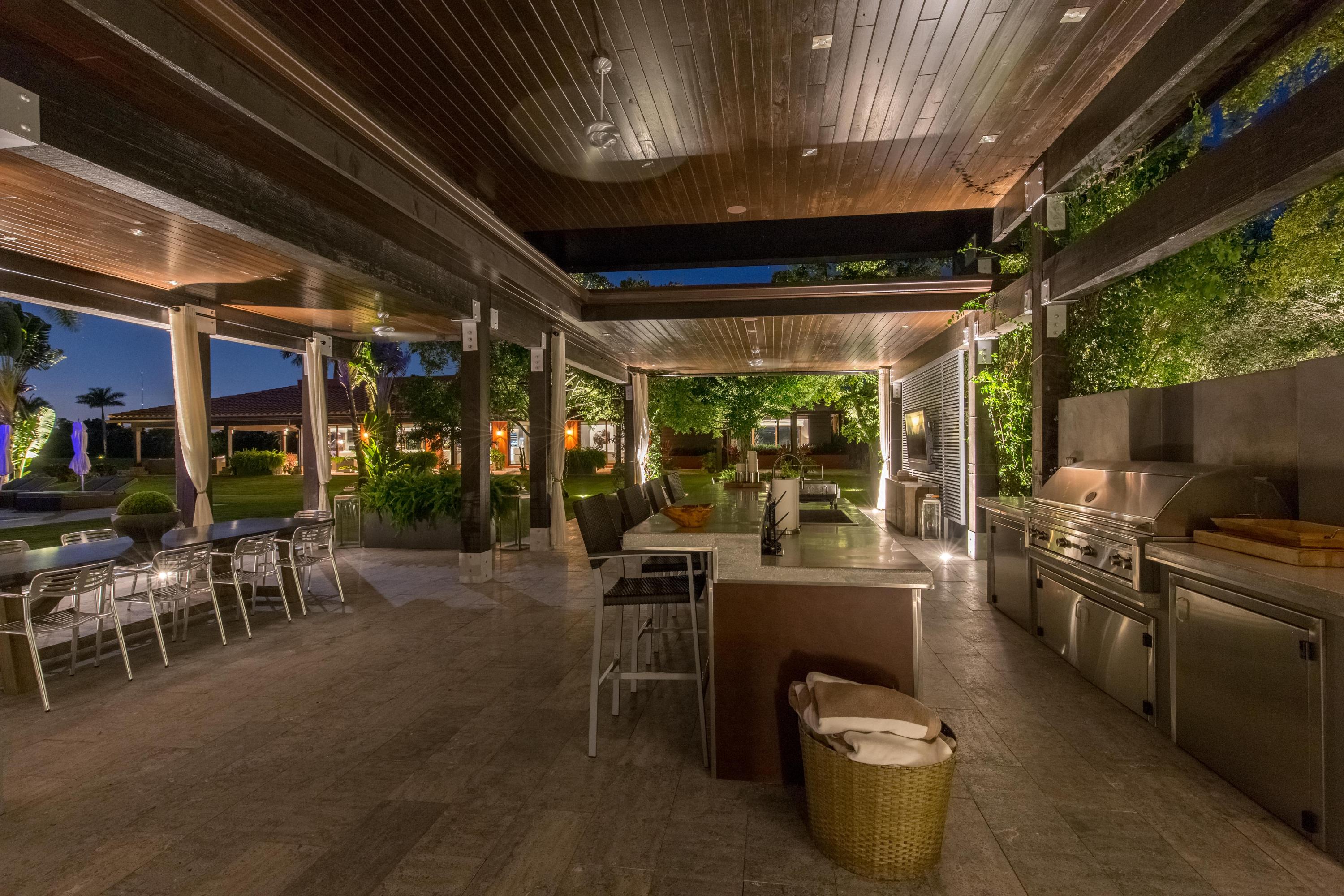 LAS PALMAS EQUESTRIAN - Residential