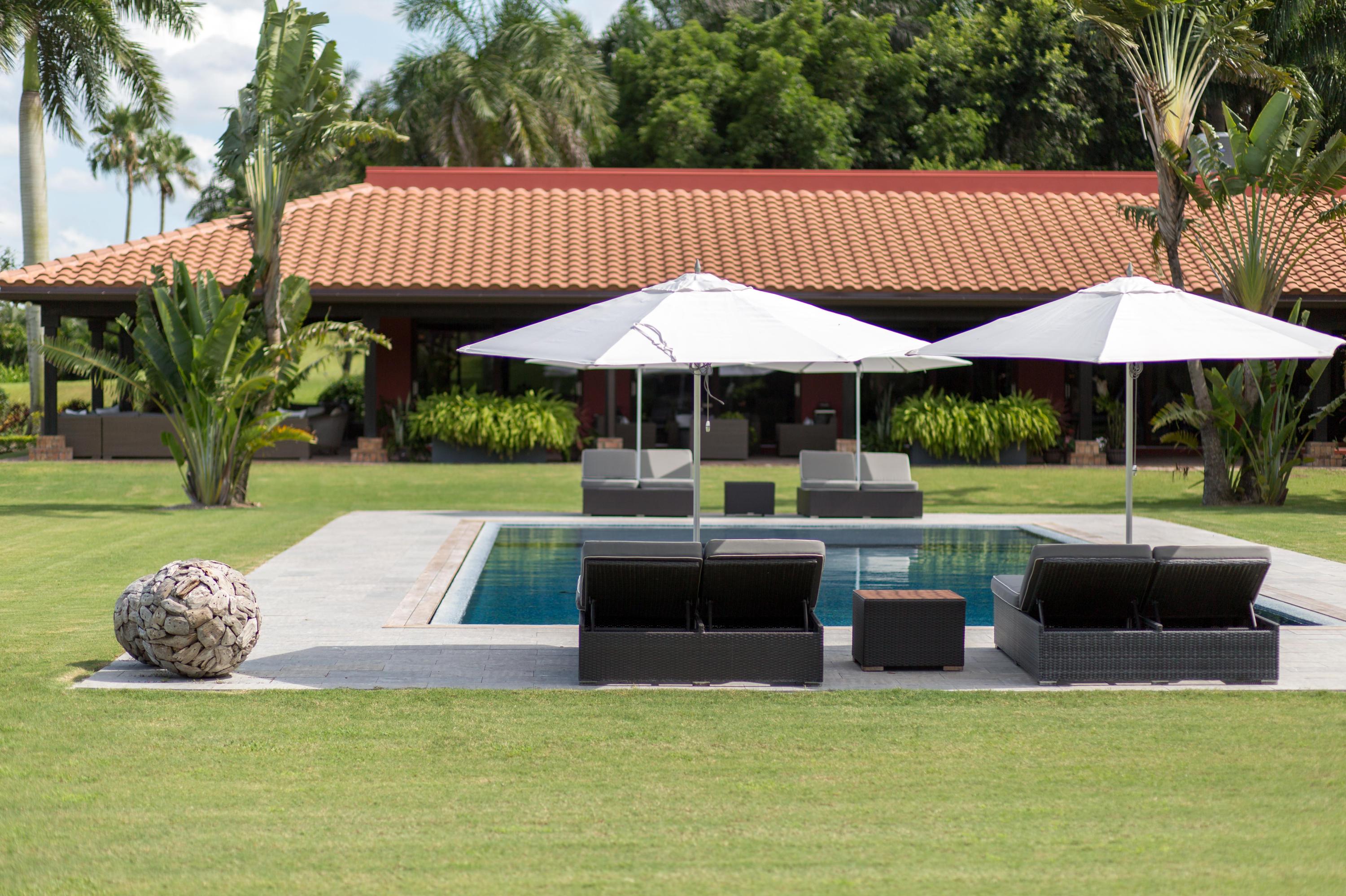 LAS PALMAS EQUESTRIAN - Residential