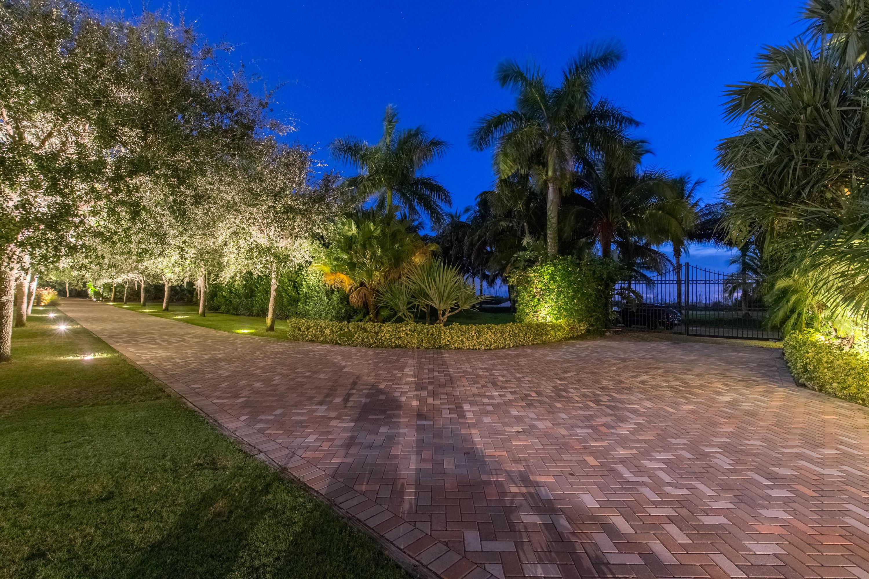 LAS PALMAS EQUESTRIAN - Residential