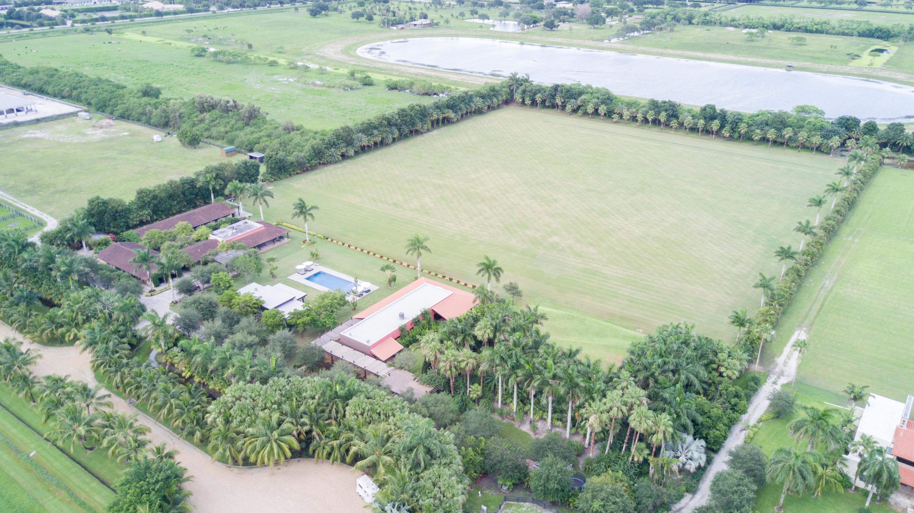 LAS PALMAS EQUESTRIAN - Residential