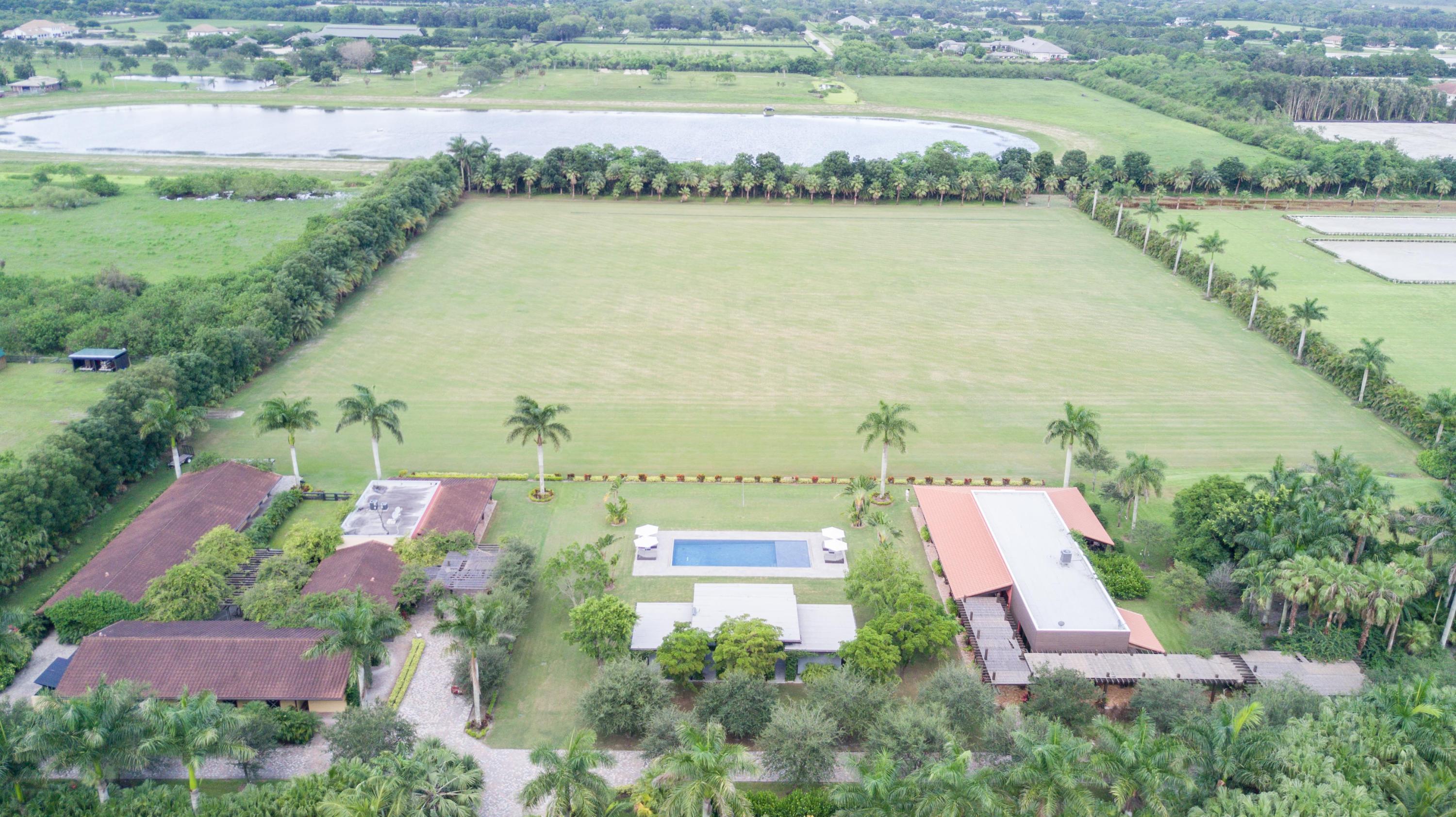 LAS PALMAS EQUESTRIAN - Residential
