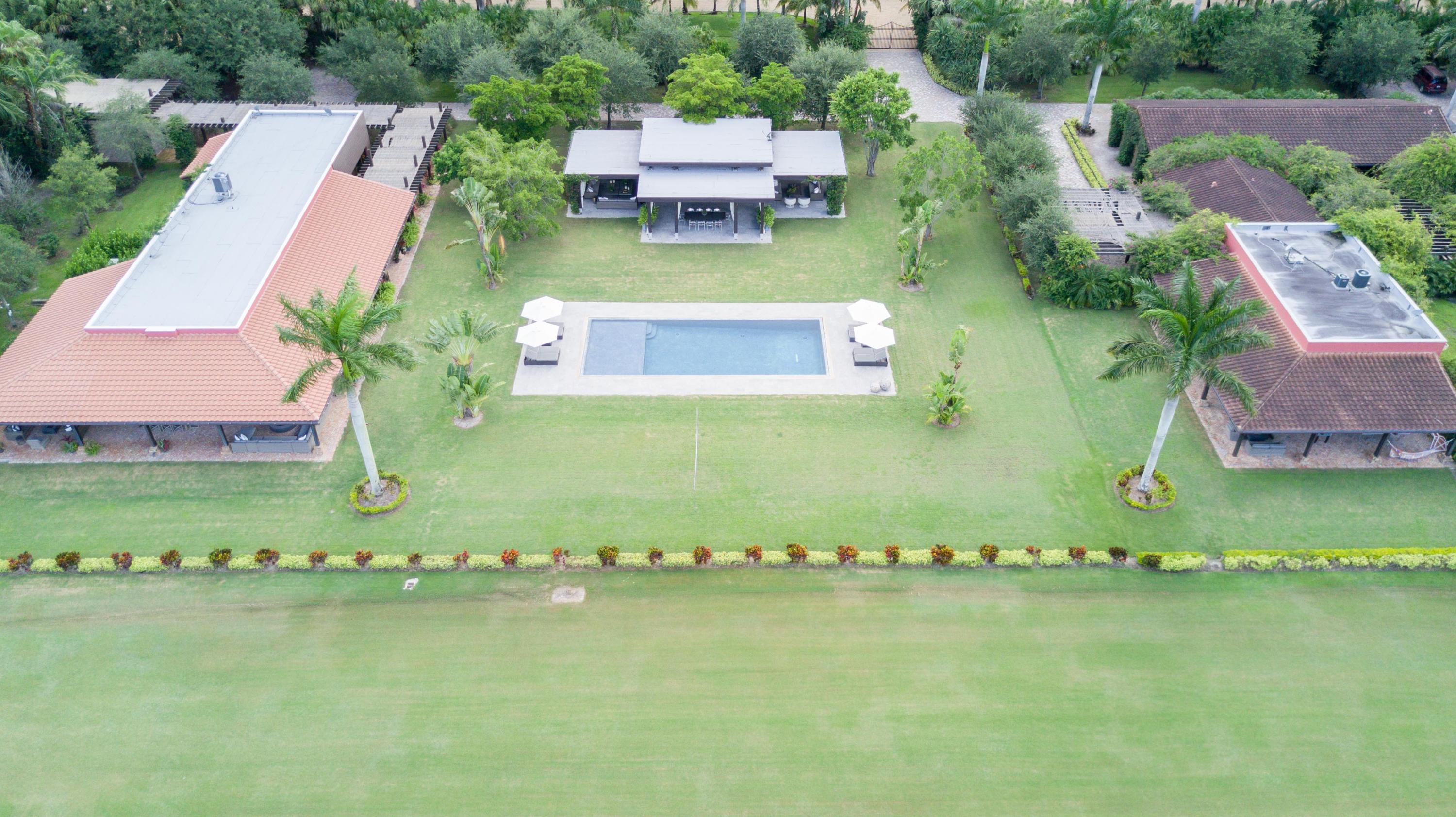 LAS PALMAS EQUESTRIAN - Residential