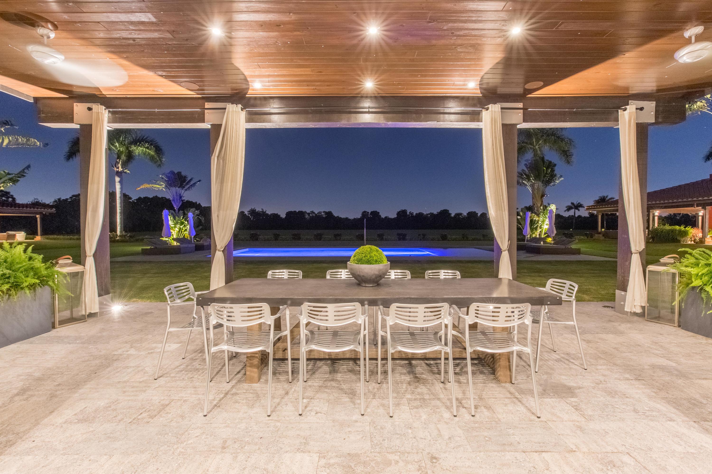 LAS PALMAS EQUESTRIAN - Residential