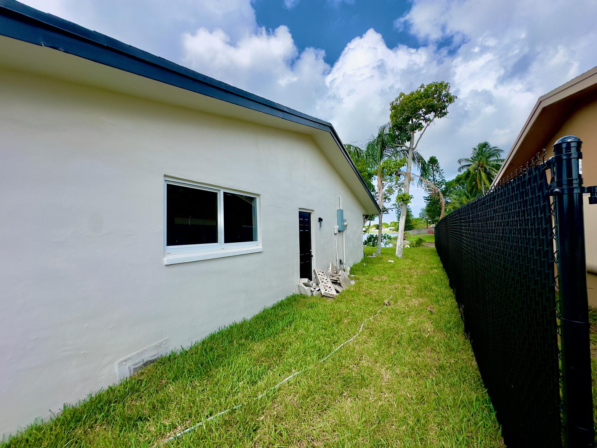 PALM-AIRE VILLAGE 2ND SEC - Residential