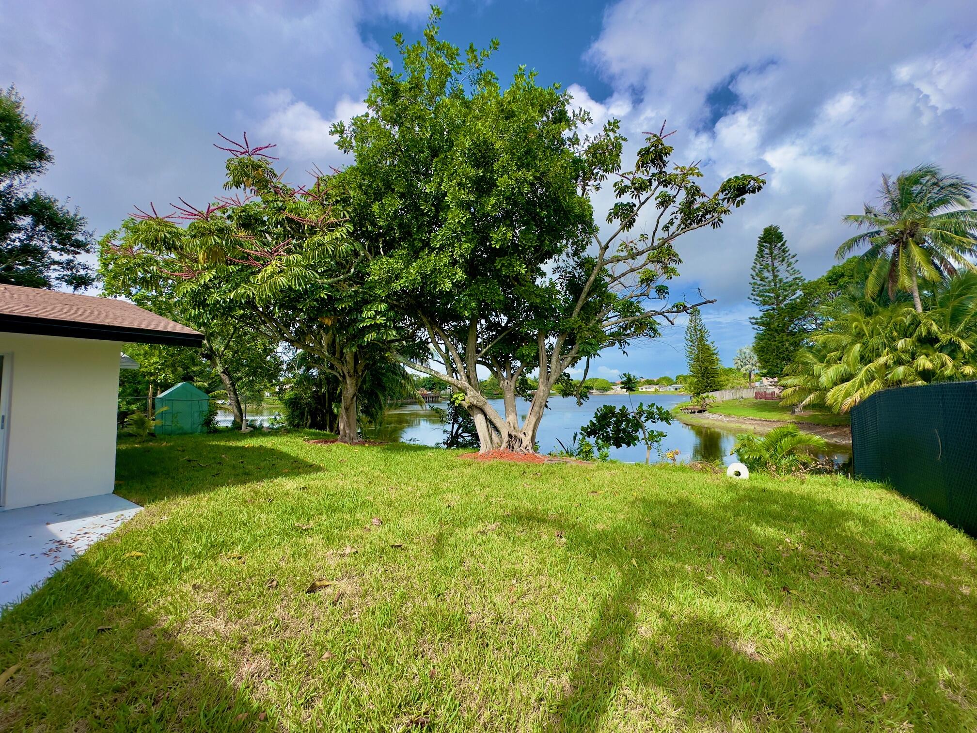 PALM-AIRE VILLAGE 2ND SEC - Residential