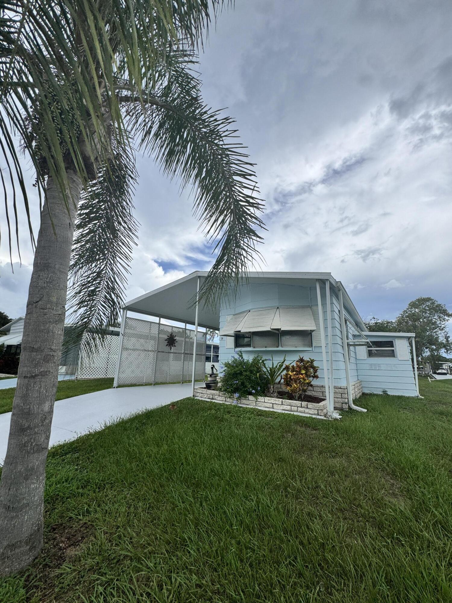 Spanish Lakes Country Club Village - Residential