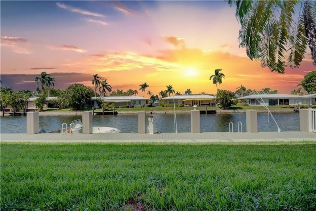 Photo of 1461 S Ocean Blvd #313, Lauderdale By The Sea, FL 33062 (MLS # F10520980)