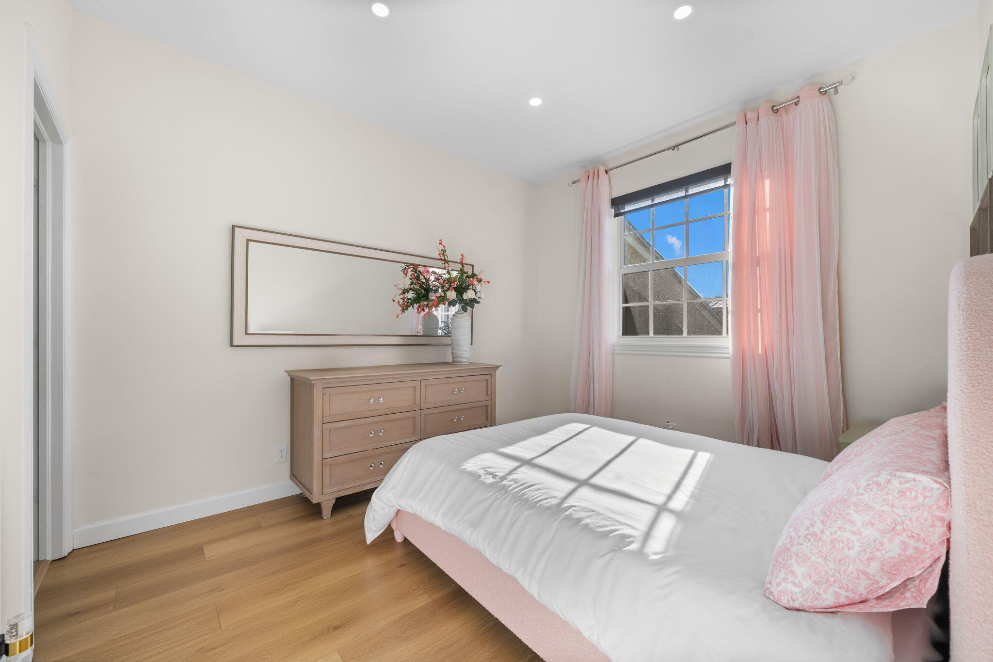 Waverly Place - Residential Lease