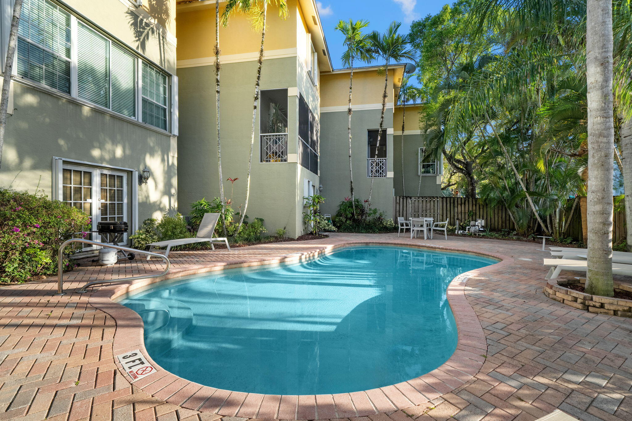 Waverly Place - Residential Lease