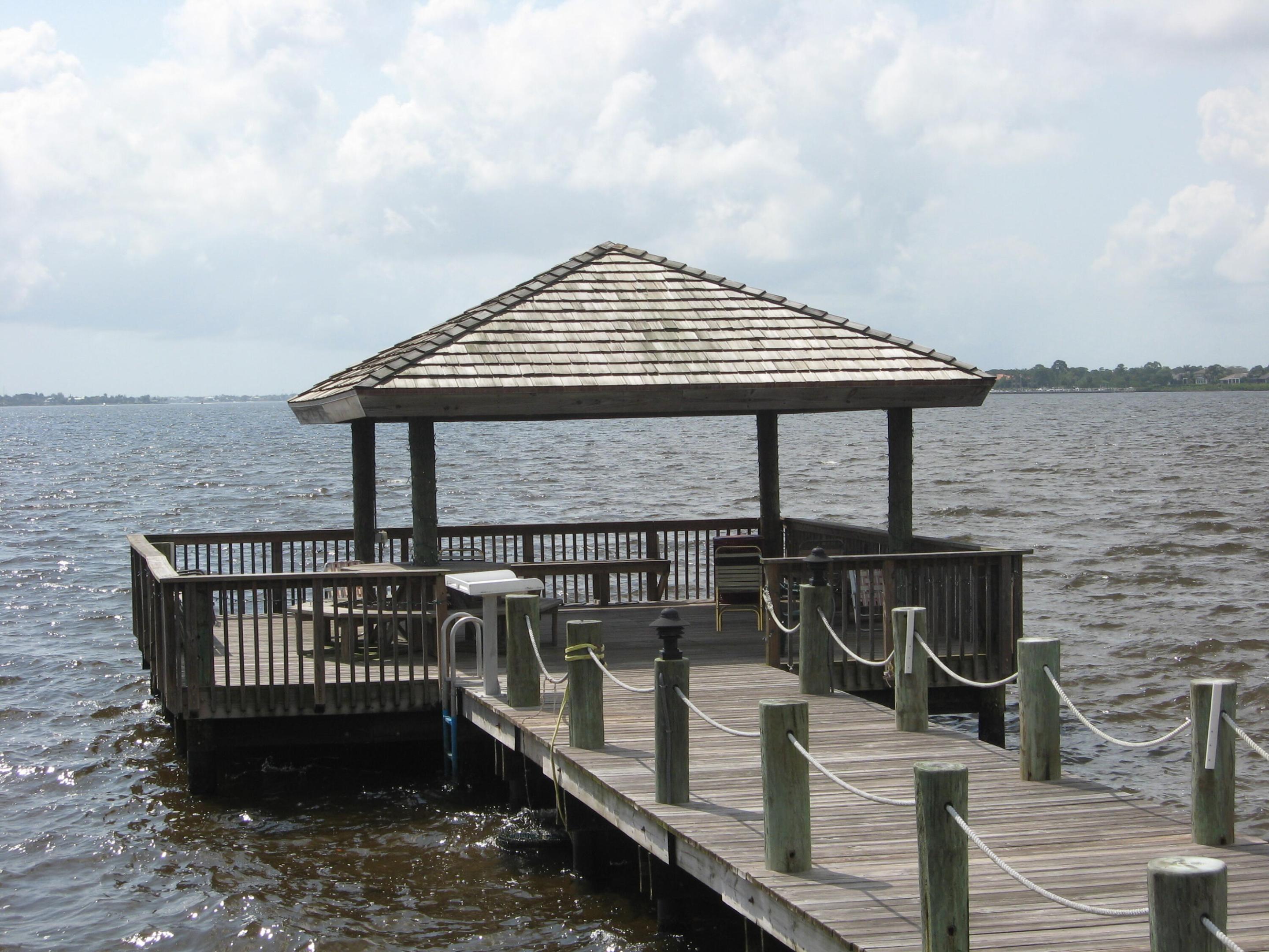 VILLAS OF SANDPIPER BAY UNIT 2 - Residential