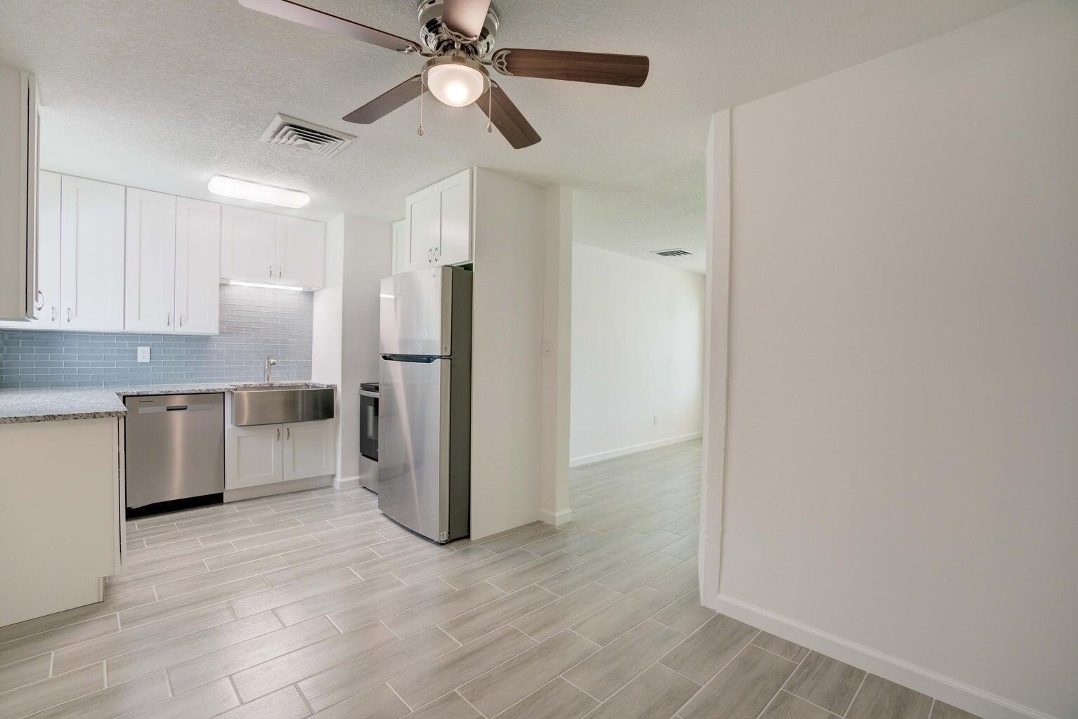 FLEETWOOD ACRES - Residential Lease