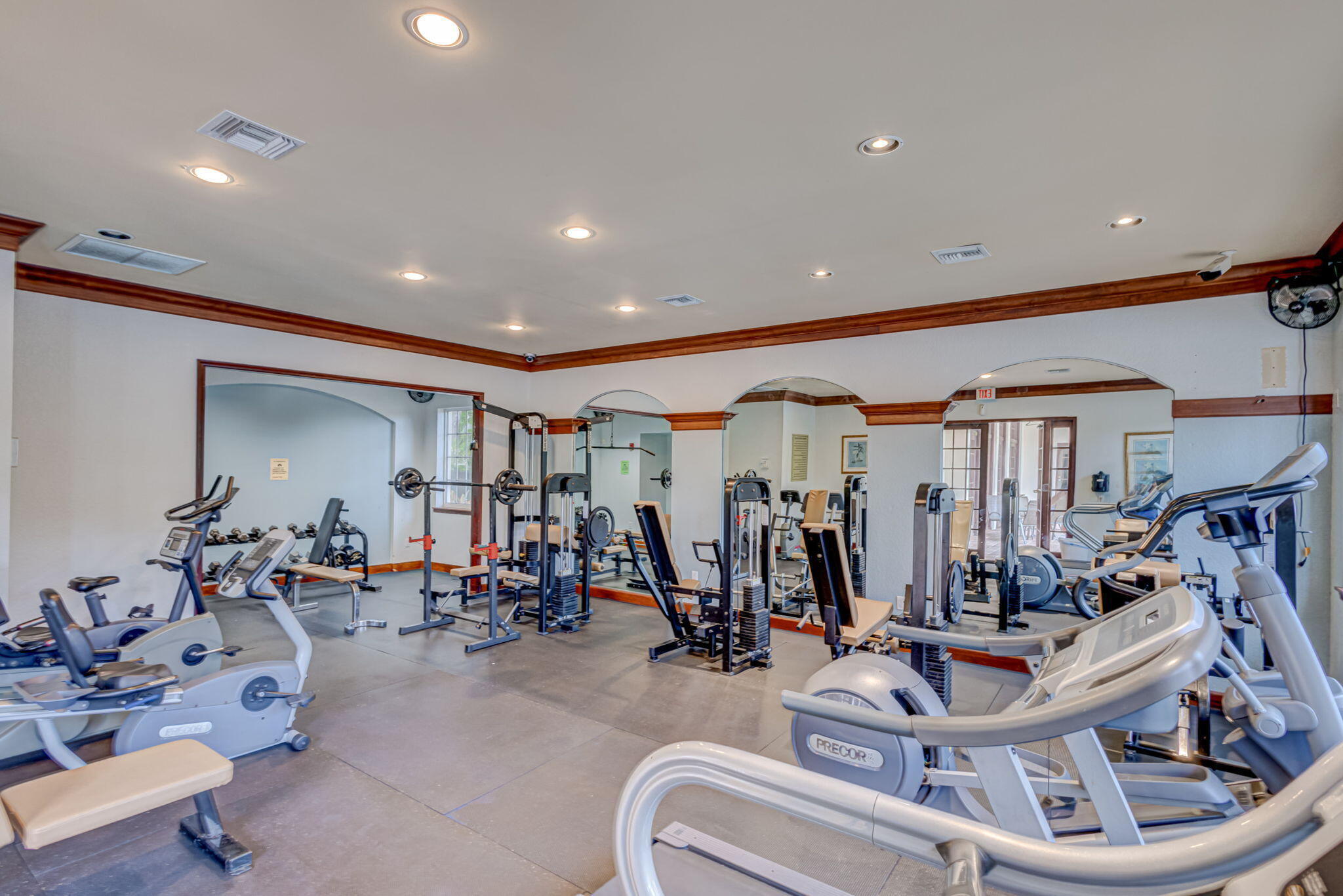 GRAND VIEW AT CRESTWOOD CONDOMINIUM - Residential Lease