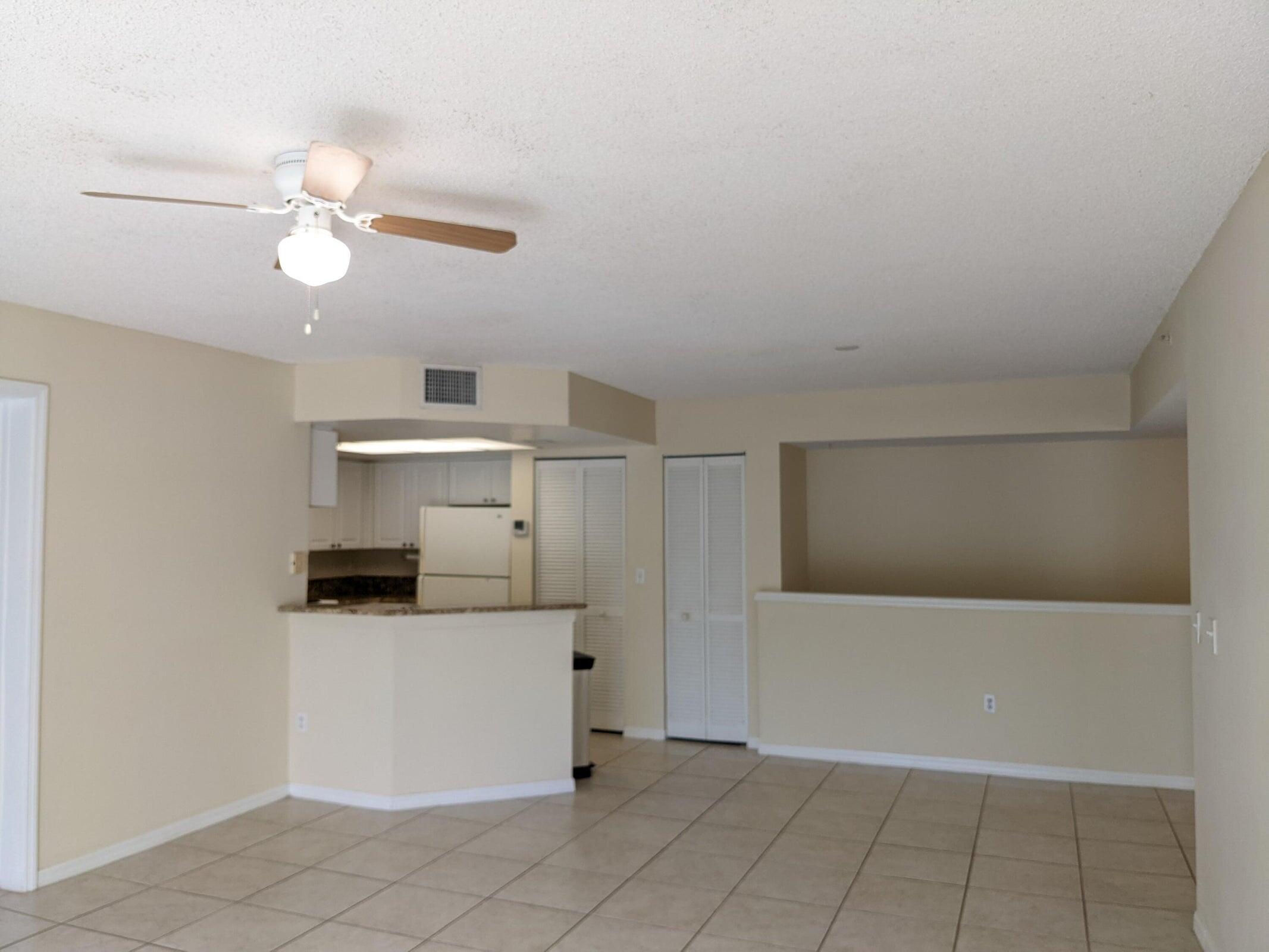 GRAND VIEW AT CRESTWOOD CONDOMINIUM - Residential Lease