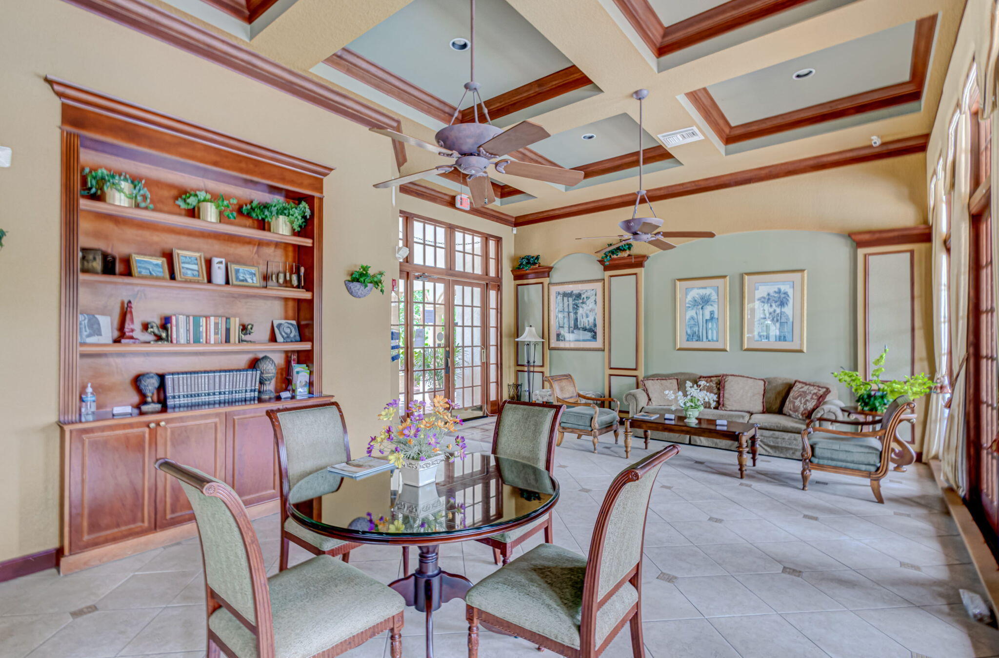 GRAND VIEW AT CRESTWOOD CONDOMINIUM - Residential Lease