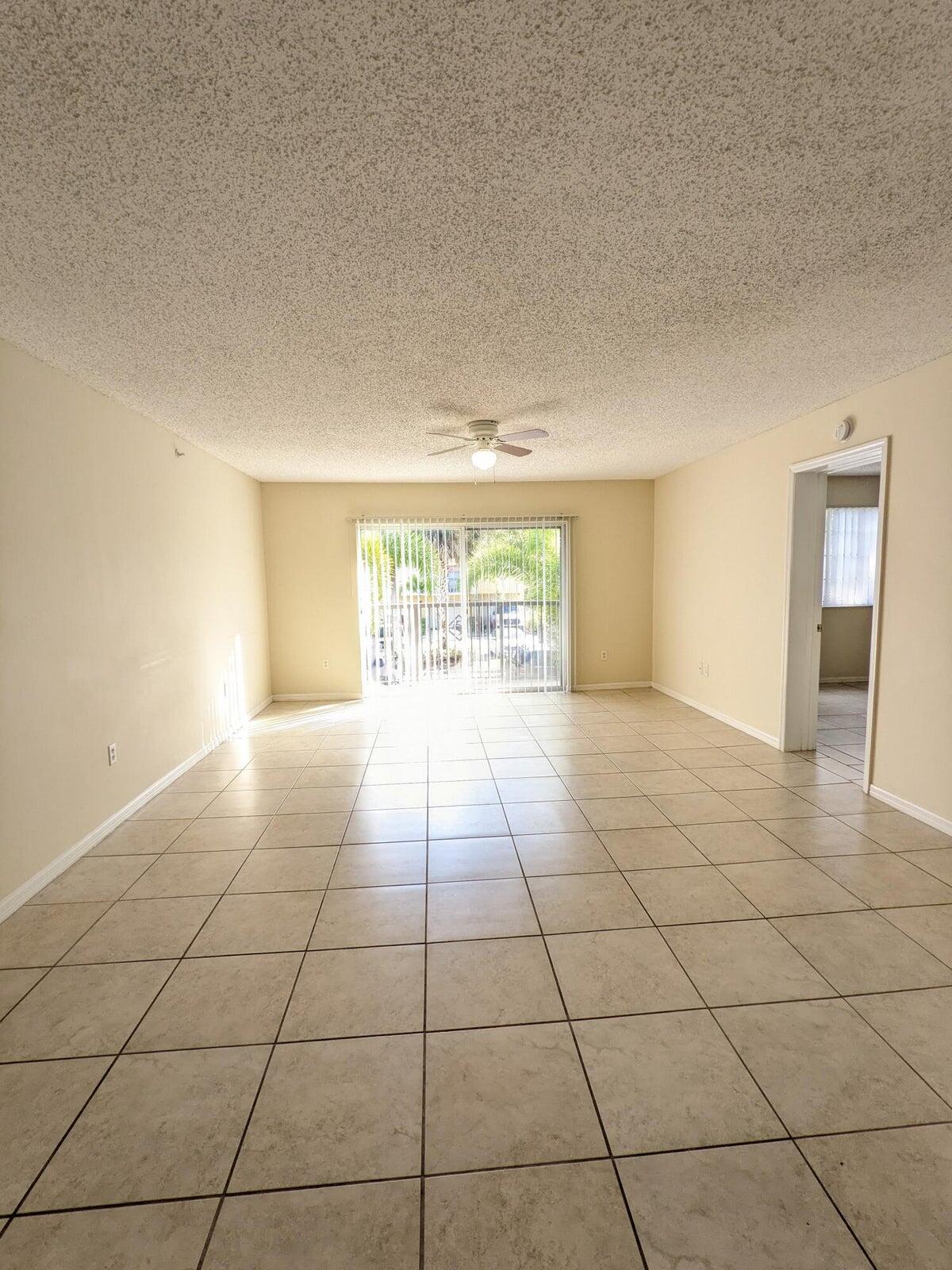 GRAND VIEW AT CRESTWOOD CONDOMINIUM - Residential Lease