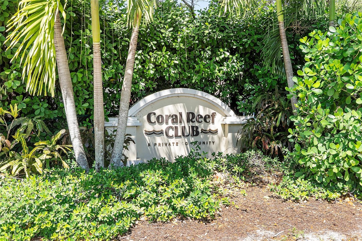 CORAL REEF CLUB - Residential