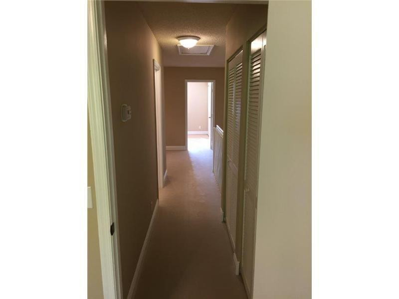 CORAL REEF CLUB - Residential