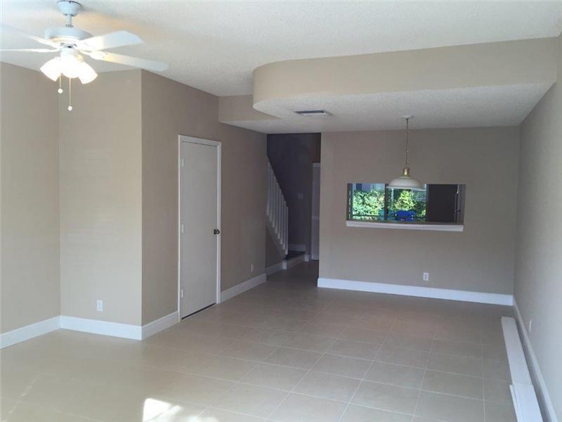 CORAL REEF CLUB - Residential