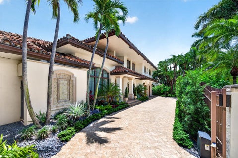 Tiny photo for 2740 NE 17th Street, Fort Lauderdale, FL 33305 (MLS # B26040792)
