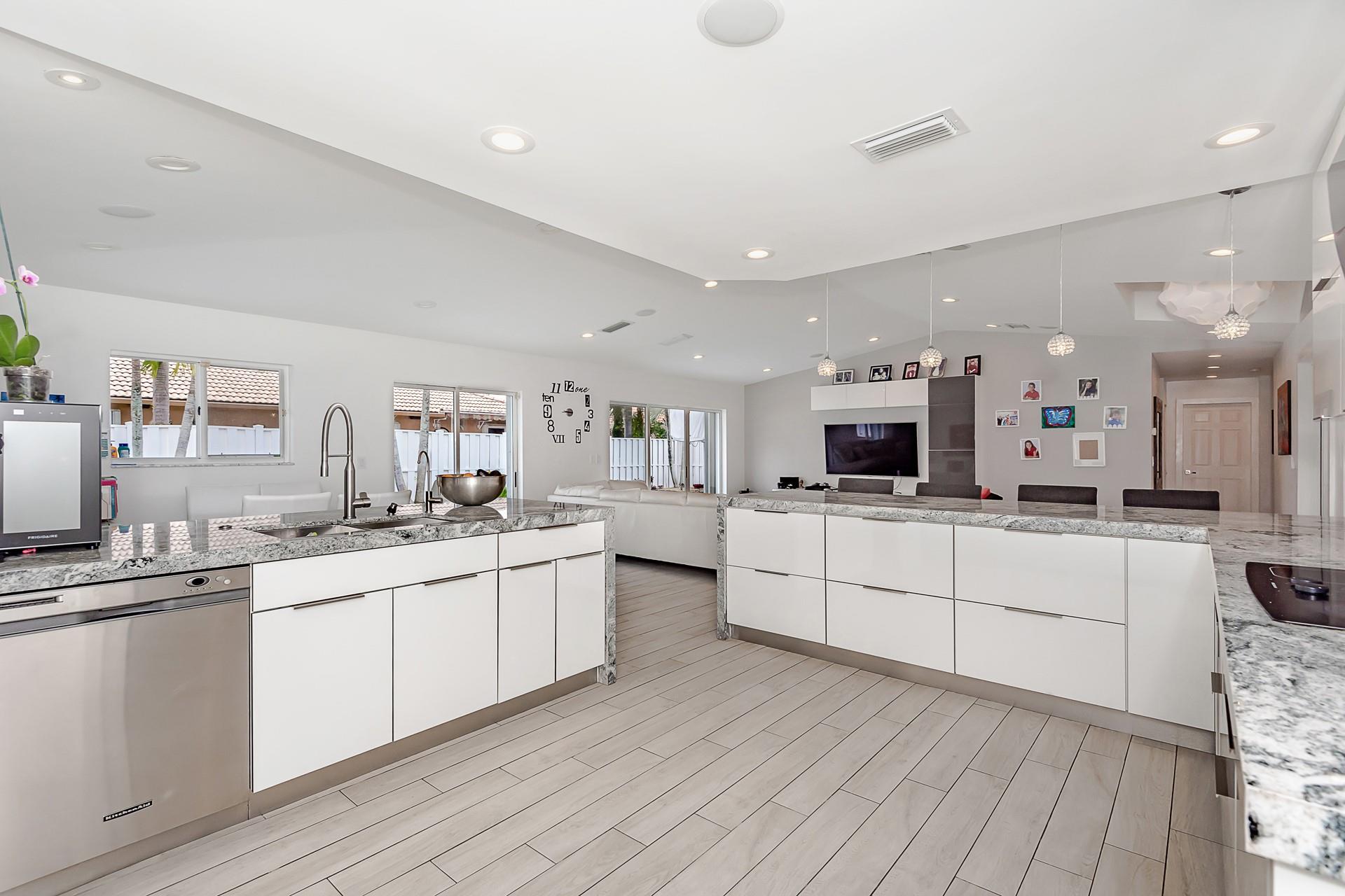 Bonavillas 132-9 B - Residential Lease