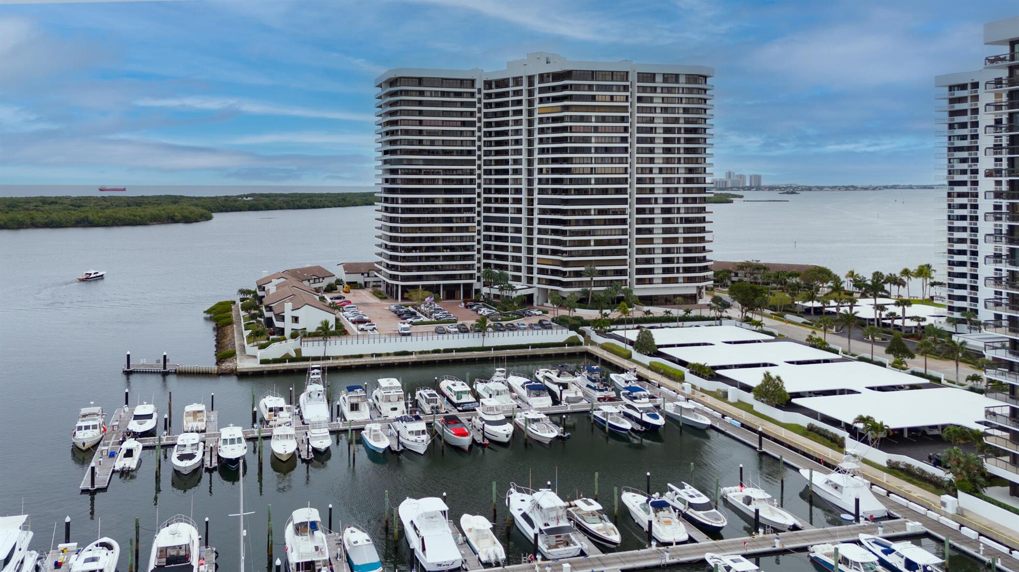 100 Lakeshore Drive 251