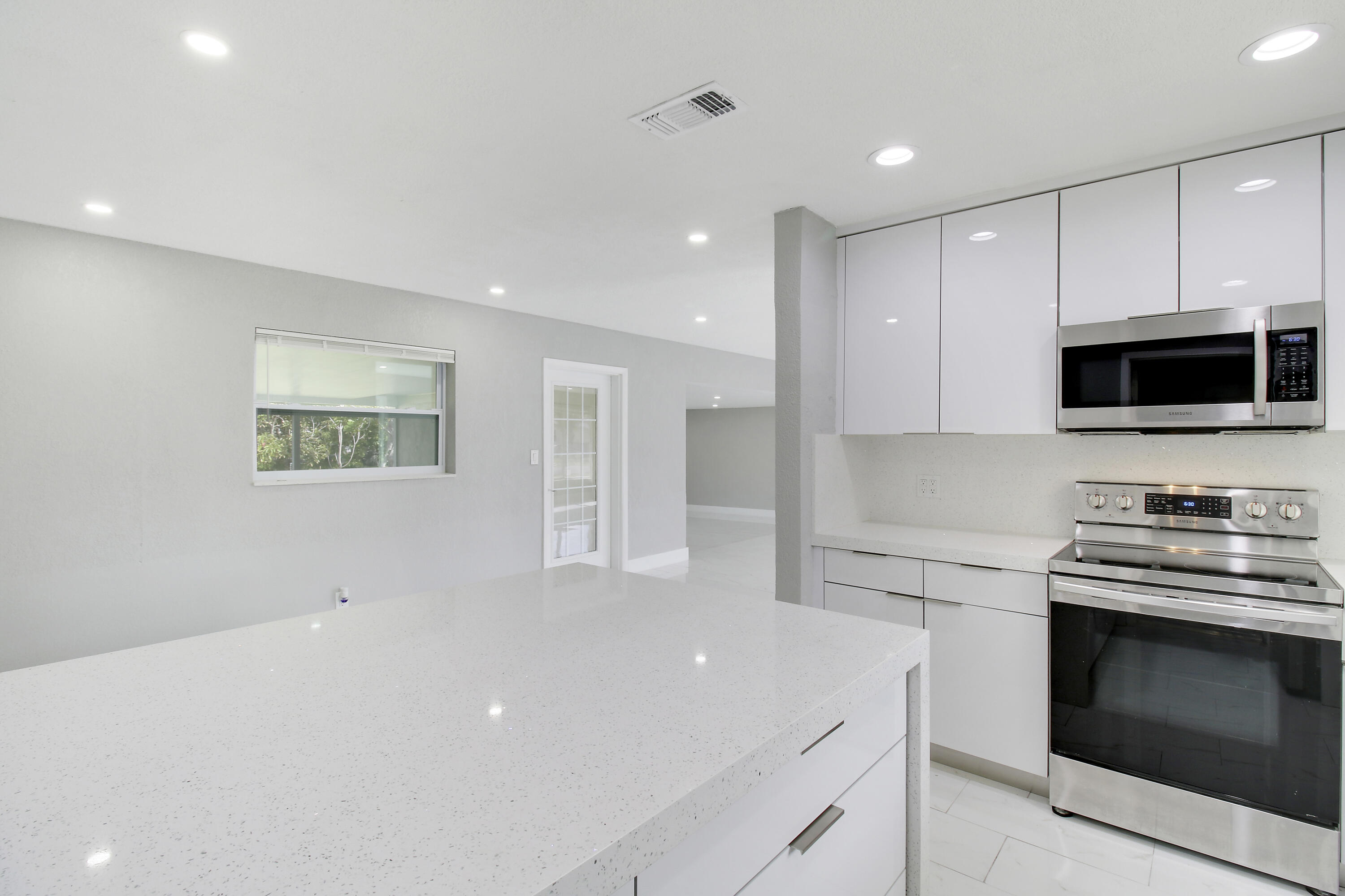 MANGO GARDENS - Residential Lease