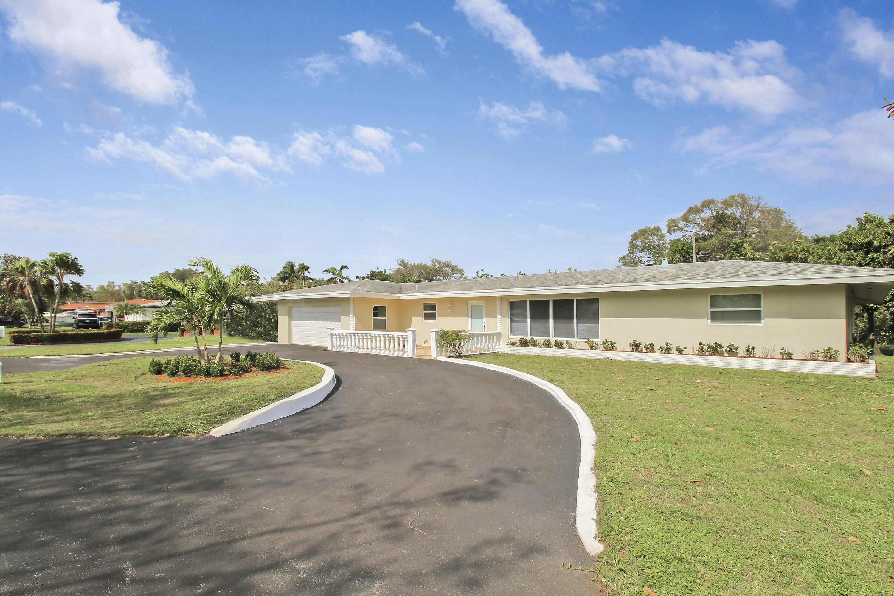 MANGO GARDENS - Residential Lease